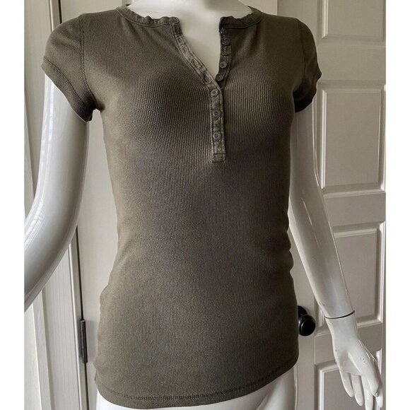 Vintage Y2K Womens Large Fitted Button Henley Baby Tee Olive Green Bella Swan - Picture 1 of 8
